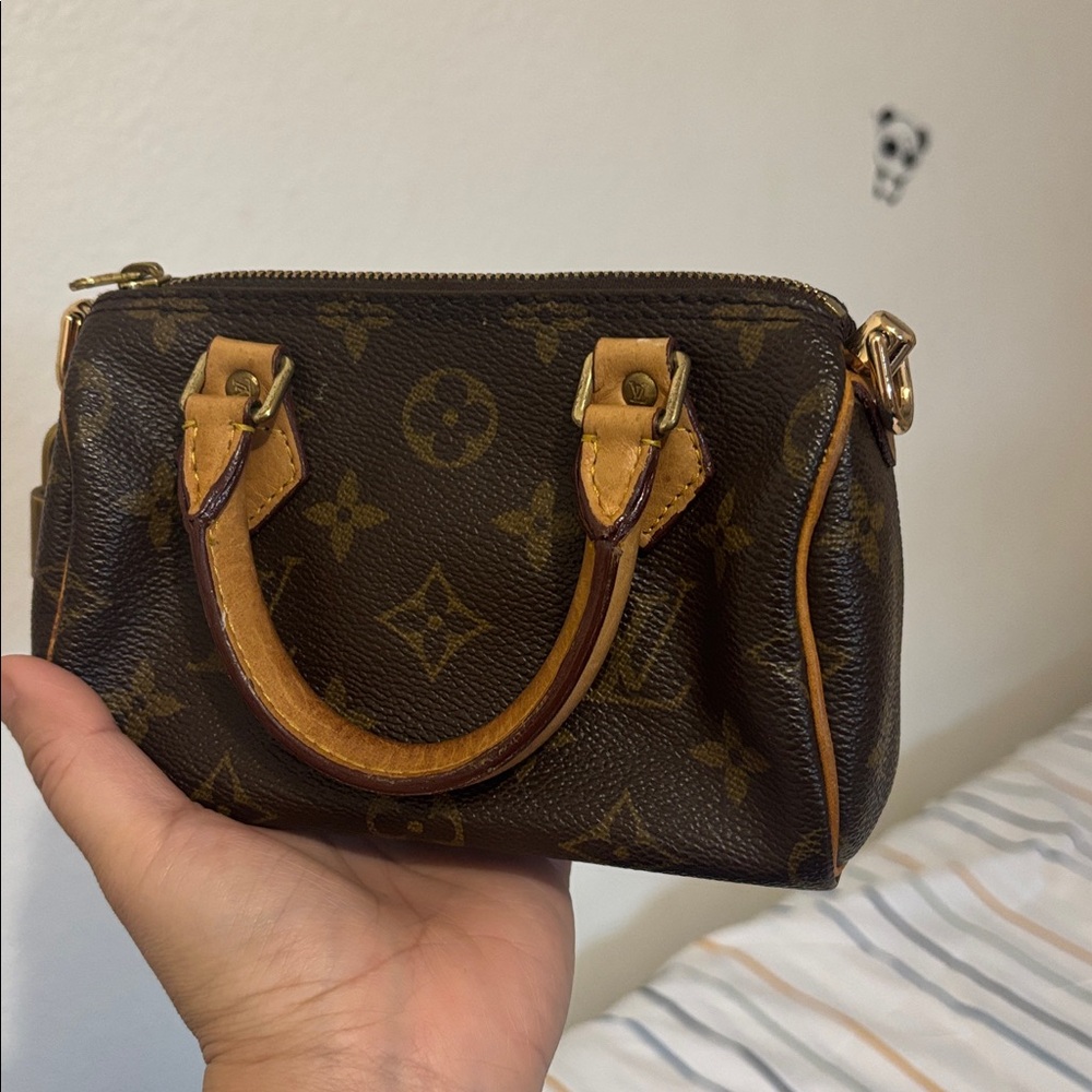 Louis Vuitton Mini HL